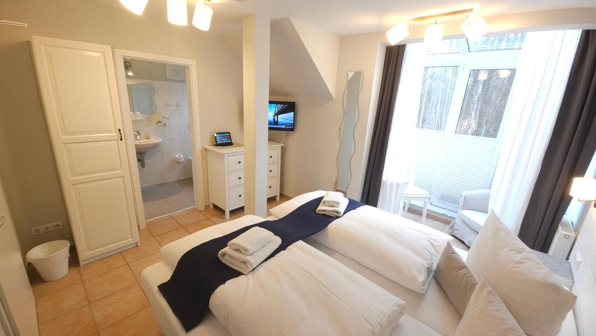 Hotel Garni Auszeit Boltenhagen  Extérieur photo