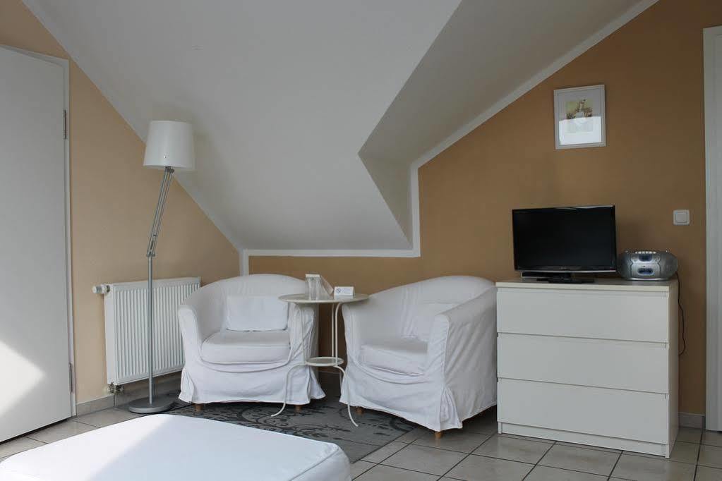 Hotel Garni Auszeit Boltenhagen  Extérieur photo