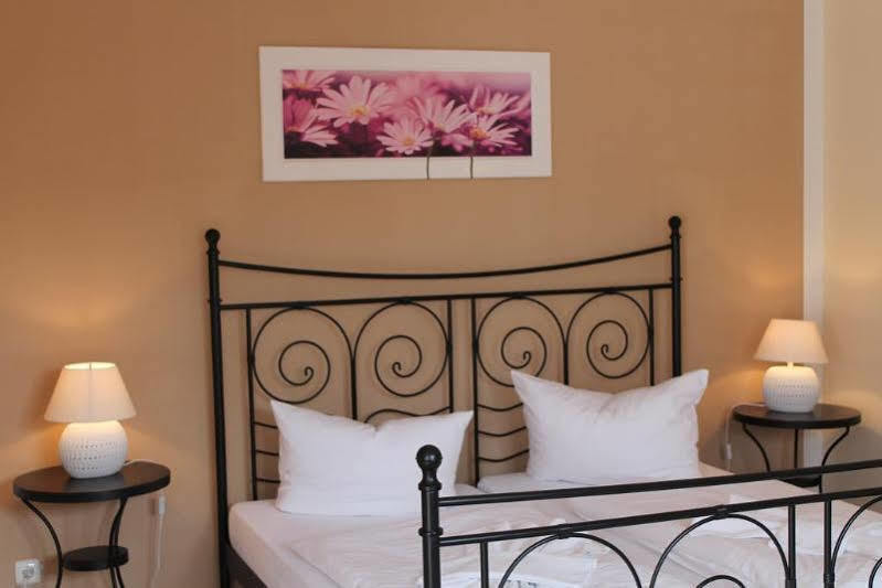 Hotel Garni Auszeit Boltenhagen  Extérieur photo